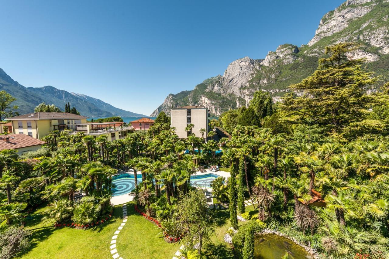 Parc Hotel Flora Riva del Garda Exterior foto